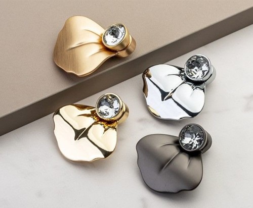 Dresser Knobs